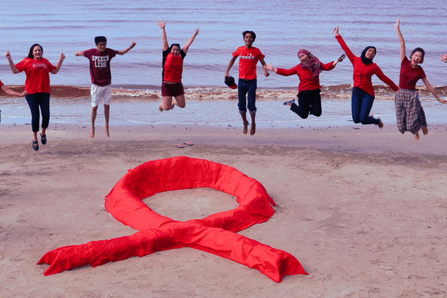 FNs aidsprogram (UNAIDS) ble opprettet i 1996 og står i fronten for å ende den globale aidsepidemien innen 2030.
