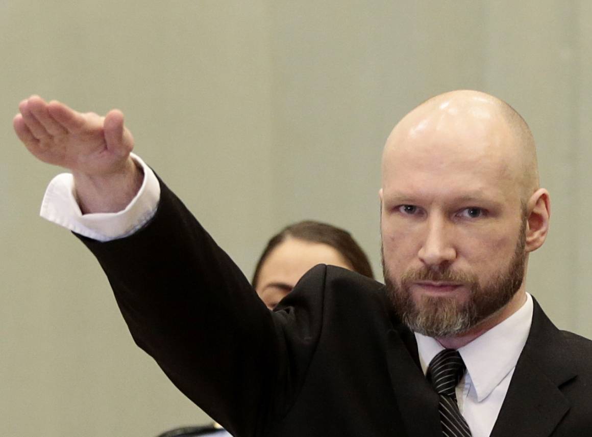 Mannen bak terrorhandlingene i Norge 22. juli 2011, Anders Behring Breivik, saksøkte staten for brudd på menneskerettighetene. Bildet er tatt under rettssaken i Skien fengsel i januar 2017. Foto: Lise Åserud/NTB Scanpix