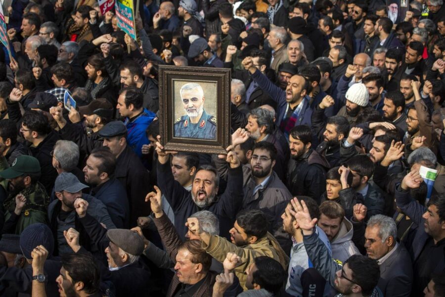 Yhdysvaltojen ja Iranin välinen konflikti lähti sen jälkeen, kun Yhdysvallat tappoi Iranin sotilasjohtajan Qassem Suleimanin 3. tammikuuta 2020.