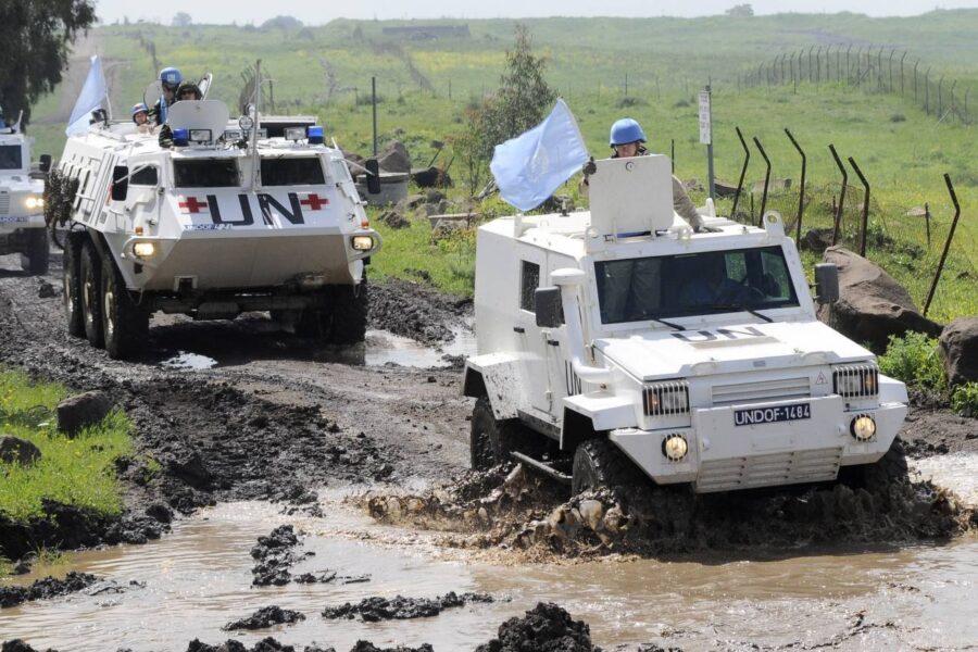 UNDOF:n rauhanturvaajat partioivat Golanin kukkuloilla.