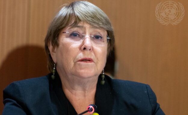 FNs høykommissær for menneskerettigheter Michelle Bachelet har besøkt Kina. Her er hun fotografert under et møte om menneskerettigheter tidligere i år.