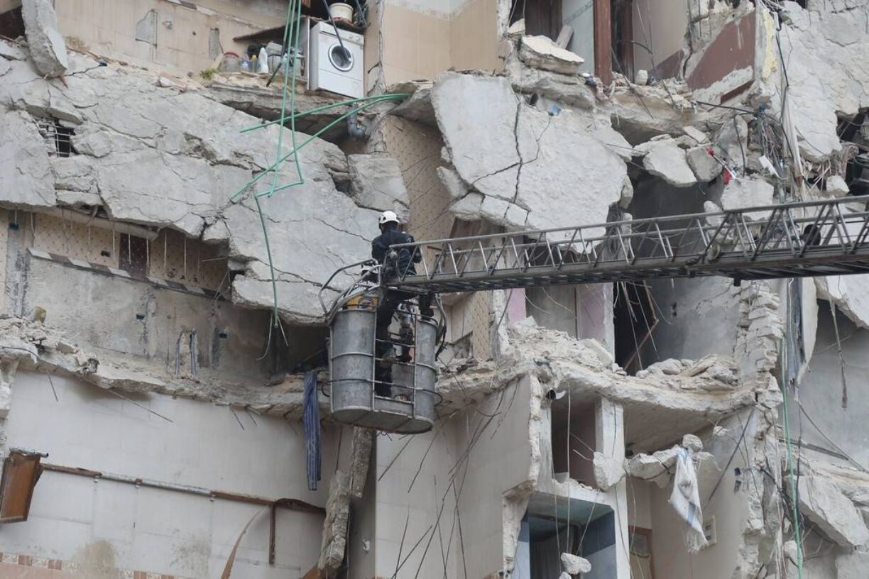Jordskjelvene som inntraff tidlig 6. februar forårsaket enorme skader i både Tyrkia og Syria. Bildet viser skadene på et bygg i Samada, Syria. Foto: UNOCHA/Ali Haj Suleiman.