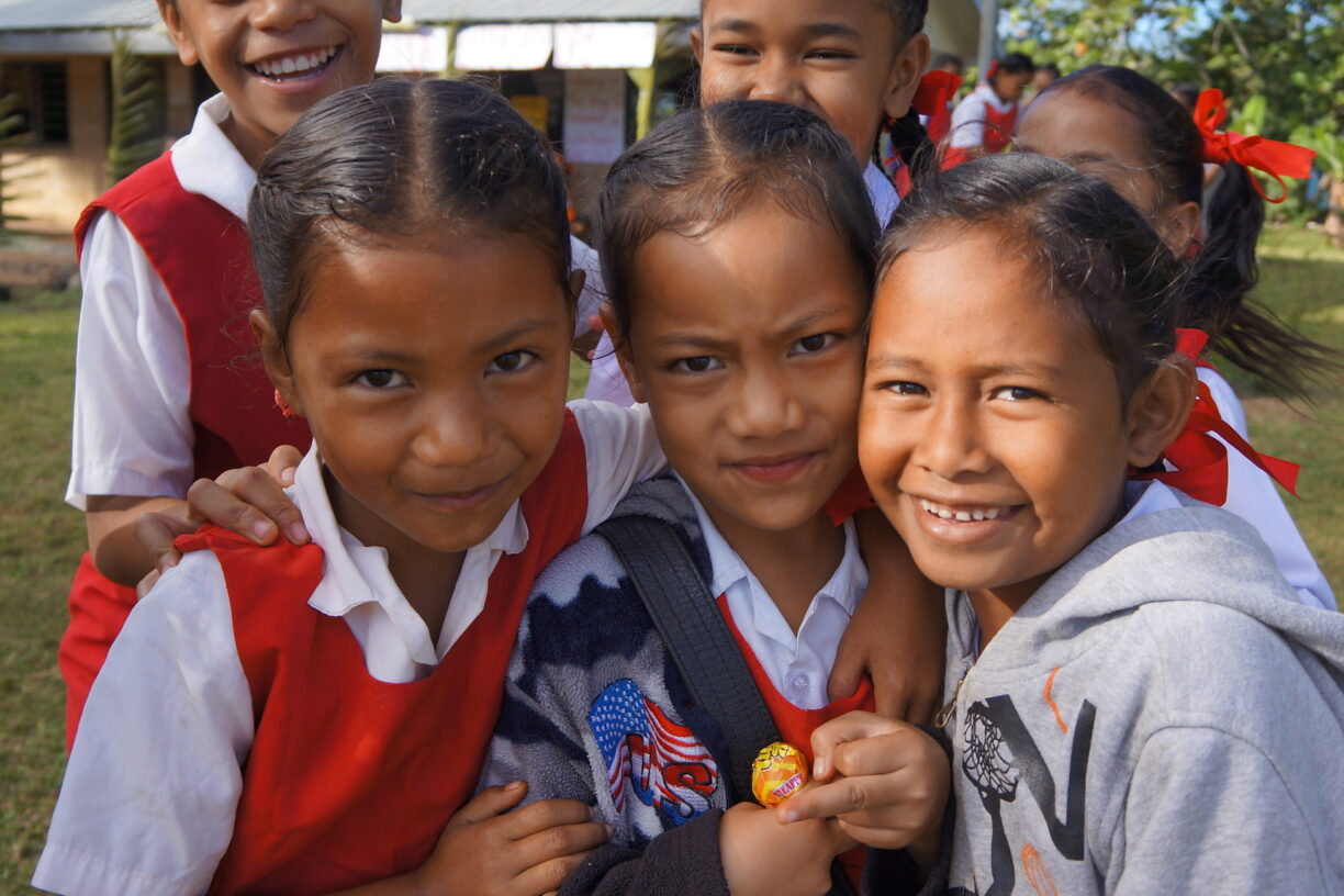 Det internasjonale samfunnet oppfordres til å støtte lands investeringer i helse, ernæring og sosial beskyttelse på skolen – fordi alle gutter og jenter fortjener et miljø der de kan nå sitt fulle potensial. Foto: WFP.