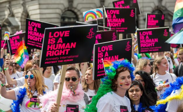 Pride-parade i London i 2016. Foto: Ian Taylor/Unsplash.