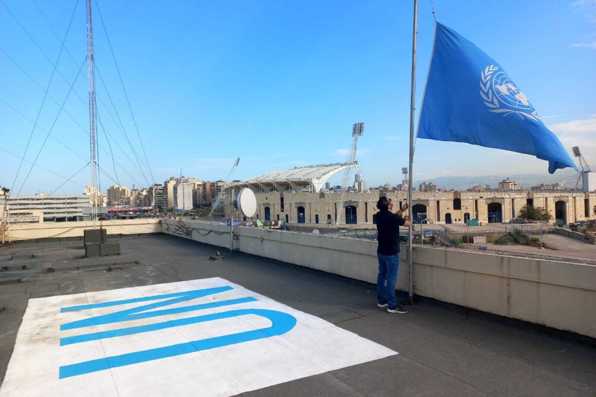 I februar bestemte mange land seg for å fryse finansieringen til organisasjonen, på grunn av israelske anklager mot noen UNRWA-ansatte. Nå, i lys av midlertidige funn fra en FN-gransking, vender noen land tilbake og trapper opp støtten. Men, er det nok? Foto: UNRWA/Fadi Thabet.