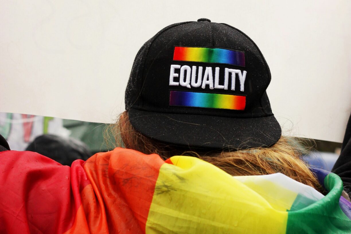 Har FNs menneskerettighetsråd gjort verden bedre de siste 20 årene? FN-sambandet forklarer. Foto: Unsplash/Elyssa Renae