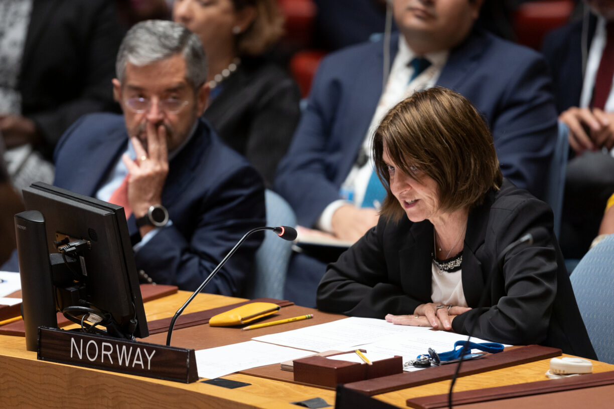 Norges FN-ambassadør Mona Juul i Sikkerhetsrådet. Foto: UN Photo/Ariana Lindquist
